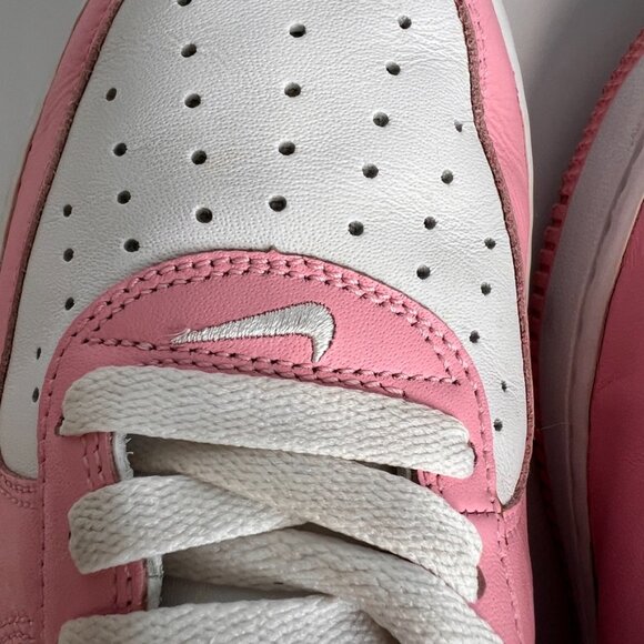 Vintage Nike Women Shoe 10.5 Air Force One Swoosh Low Lace Sneaker Pink Core Go - Picture 13 of 14